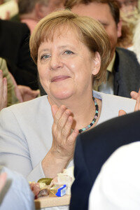 Angela Merkel besucht eine Festzeltveranstaltung der CSU in München
