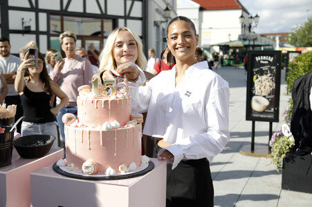Photocall zum 15-jährigen Jubiläum des Designer Outlet Berlin in Wustermark