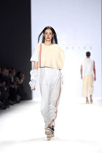 Xavi Reyes presented by Mercedes-Benz & Elle Fashion Show auf der Mercedes-Benz Fashion Week Autumn/Winter 2016 in Berlin