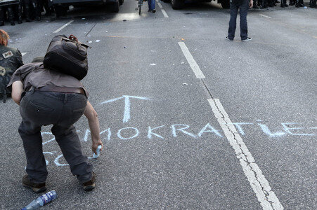 'G20 Welcome to Hell' Demo in Hamburg