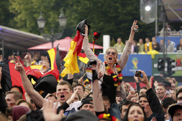 WM-Fanmeile beim Spiel Deutschland gegen USA, Berlin