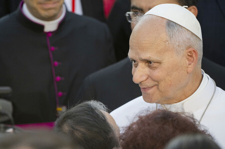 Papst Leo XIV. besucht das Cedia 24 Horas in Madrid