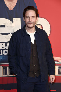 Filmpremiere 'Der Held vom Bahnhof Friedrichstraße' in Berlin