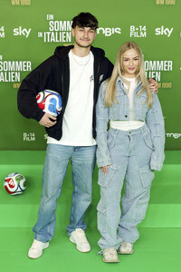 Filmpremiere 'Ein Sommer in Italien - WM 1990' in München