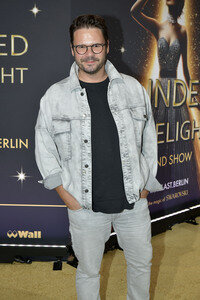 Weltpremiere der 'Blinded by Delight' Grand Show 2025 in Berlin