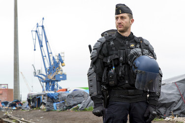 Französische Polizei räumt Flüchtlingslager bei Calais