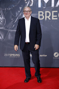 Filmpremiere 'Mackie Messer - Brechts Dreigroschenfilm' in Berlin