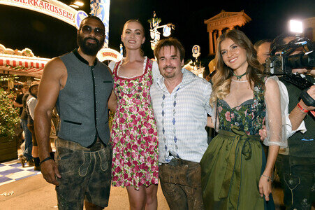 Almauftrieb beim Oktoberfest 2025 in München