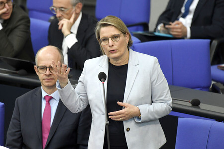 70. Sitzung des Deutschen Bundestages in Berlin