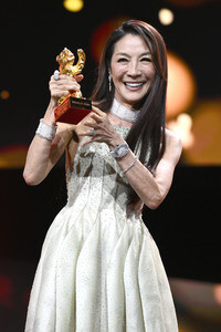 12.02.2026<br>Goldener Ehrenbär für Michelle Yeoh, Berlinale 2026