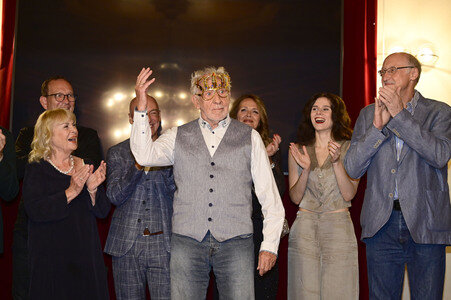 Theaterpremiere 'Der eingebildet Kranke' und 90. Geburtstag von Dieter Hallervorden in Berlin