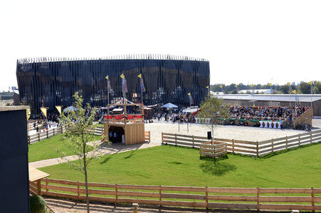 Eröffnung von Equilaland in München