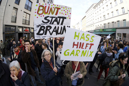Demonstration 'Solidarität statt rechter Hetze' in Berlin