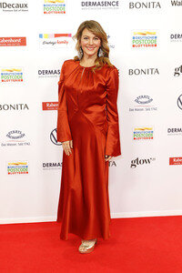 Goldene Bild der Frau 2025 in Hamburg