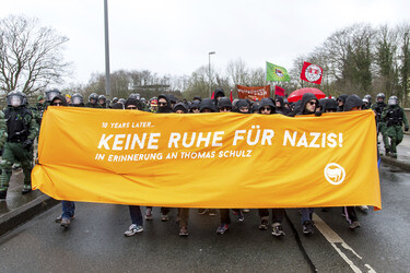 Gedenkkundgebung für Punker Thomas 'Schmuddel' Schulz, Dortmund