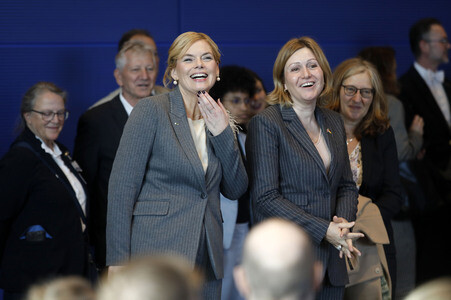 Verleihung des Deutsch-Französischen Parlamentspreises 2025 in Berlin