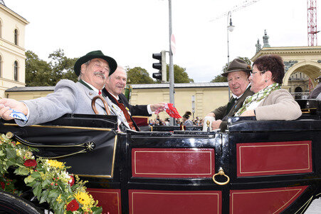 Oktoberfest Trachten- und Schützenzug 2018 in München