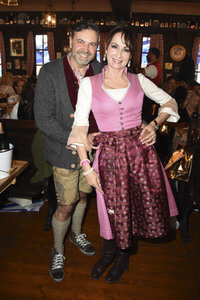 2. Charity Lunch zugunsten von 'Frohes Herz e.V.' beim Oktoberfest 2017 in München