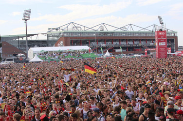 WM-Fanfest beim Spiel Deutschland gegen Frankreich, Hamburg