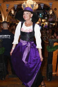 Wiesn Anstich 2026 im Hofbräu Berlin