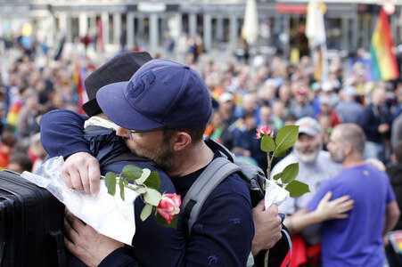 Mahnwache für die Opfer des Terror-Anschlags von Orlando in Köln