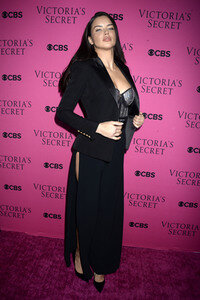 Victoria's Secret Fashion Show Viewing Party 2017 in  New York