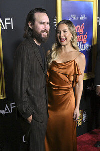 Closing Ceremony und Filmpremiere 'Song Sung Blue', AFI Fest 2025 in Los Angeles