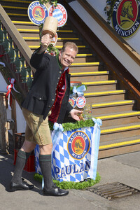 FC Bayern Wiesn-Treff beim Oktoberfest in München