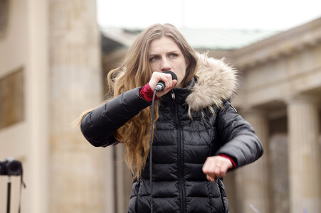 Kundgebung 'Es reicht! Sexualisierte Gewalt stoppen' in Berlin