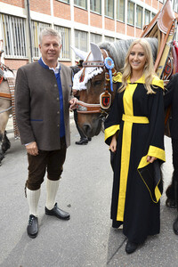 Wiesn-Einzug der Festwirte und Brauereien in München