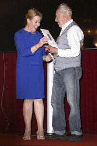 Theaterpremiere 'Der eingebildet Kranke' und 90. Geburtstag von Dieter Hallervorden in Berlin