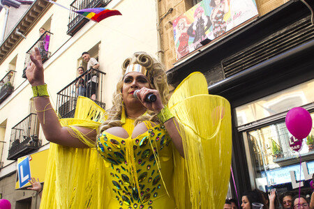 Heeled Shoes Wettlauf auf der Madrid Gay Pride 2018