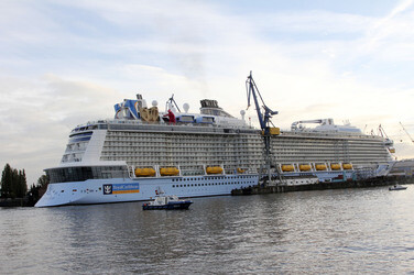 Das Kreuzfahrtschiff 'MS Quantum of the Seas', Hamburg