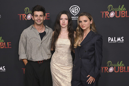 Filmpremiere 'Double Trouble' in Burbank