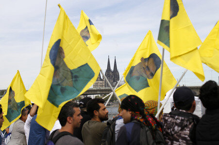 Kurden Großdemo in Köln