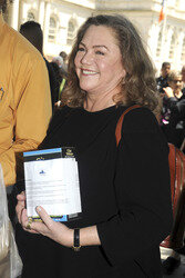Kathleen Turner wirbt für Meals on Wheels