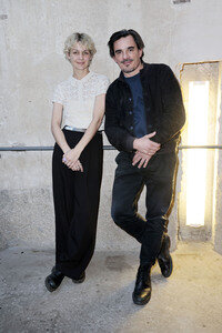 Ausstellungseröffnung 'Wer bist du in einem Raum, in dem du jeder sein kannst?' in Berlin