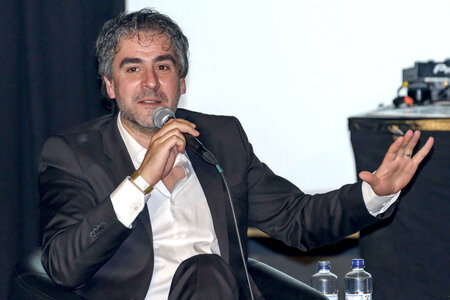 Lesung von Deniz Yücel in Berlin
