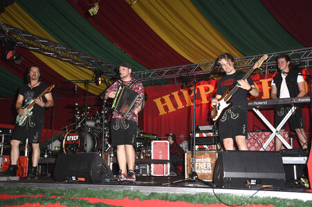 Dominik Ofner & Die Band auf dem Oktoberfest in München