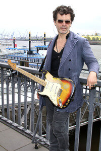 CD-Präsentation von Doyle Bramhall II in Hamburg