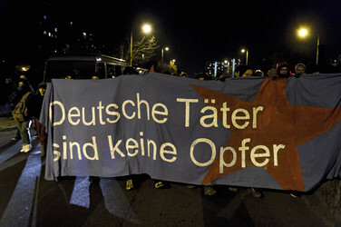 Gegen-Demo zur Neonazi-Demo gegen Flüchtlinge, Berlin