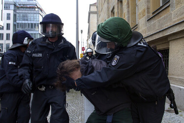 Gegendemonstration zum 'Marsch für das Leben', Berlin
