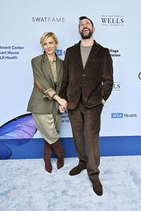 Rape Treatment Center and Stuart House Brunch mit dem Cast von 'The Pitt' in Los Angeles