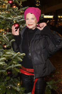 Premiere des 14. Roncalli Weihnachtscircus in Berlin