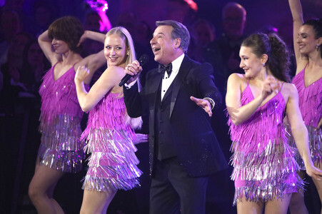 TV-Show 'Silvester-Schlagerbooom 2026 live - Die Wunderlichtershow!' in München