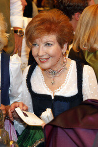 Wiesn Anstich im Schottenhamel Festzelt auf dem Oktoberfest 2025 in München