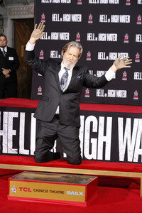 Hand and Footprint Ceremony mit Jeff Bridges in Los Angeles
