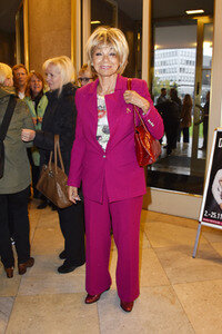 Theaterpremiere 'Willkommen bei den Hartmanns' in Berlin