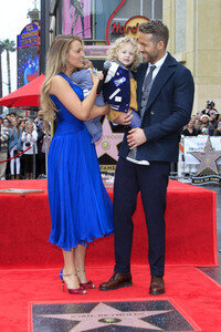 Ryan Reynolds erhält einen Stern auf dem Hollywood Walk of Fame in Los Angeles