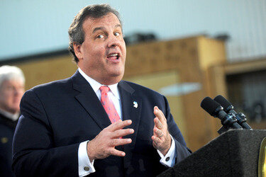 Chris Christie trifft Sandy-geschädigte Hausbesitzer, Manahawkin
